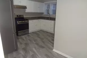 835 Oak St, Elgin, IL 60123 - Photo 22