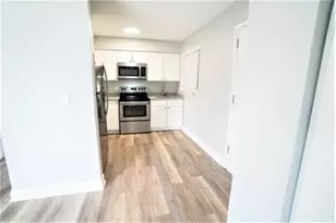 1050 N Wheeling Rd, Mount Prospect, IL 60056 - Photo 4