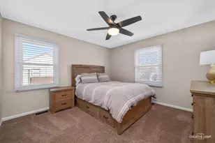 233 Briarheath Ln, Naperville, IL 60565 - Photo 20