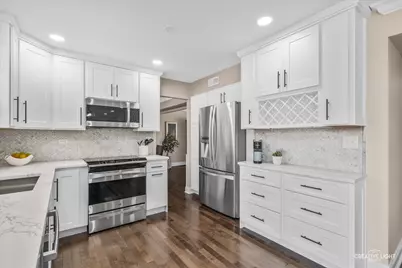 233 Briarheath Lane, Naperville, IL 60565 - Photo 12