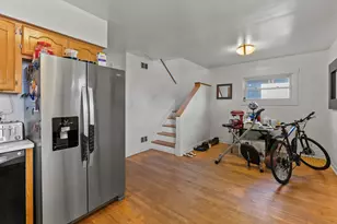 3825 Kenilworth Ave, Berwyn, IL 60402 - Photo 6