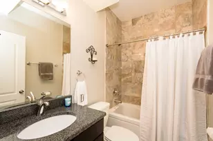 1455 W Winnemac Ave, Chicago, IL 60640 - Photo 22