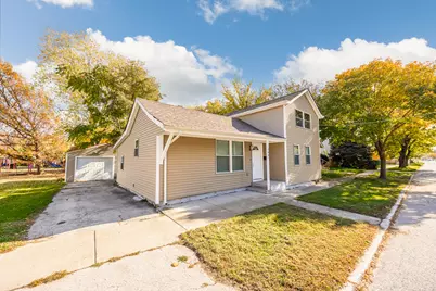 209 N Hunter Street, Thornton, IL 60476 - Photo 1