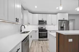 209 N Hunter St, Thornton, IL 60476 - Photo 10