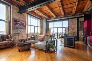 2614 N Clybourn Ave, Chicago, IL 60614 - Photo 2