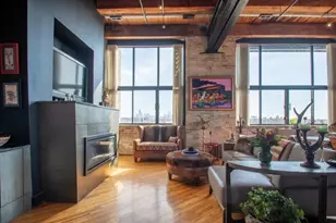 2614 N Clybourn Ave, Chicago, IL 60614 - Photo 2