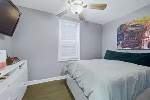 8412 S Manistee Ave, Chicago, IL 60617 - Photo 6