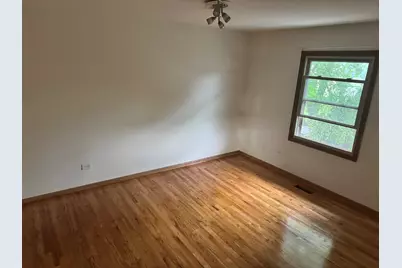 114 W Hawthorne Boulevard, Mundelein, IL 60060 - Photo 14