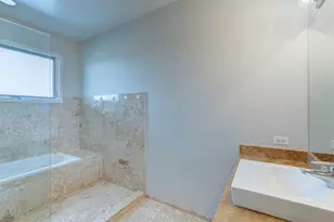 [Address not provided], Chicago, IL 60612 - Photo 8