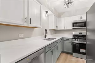 4819 W 109th St, Oak Lawn, IL 60453 - Photo 6