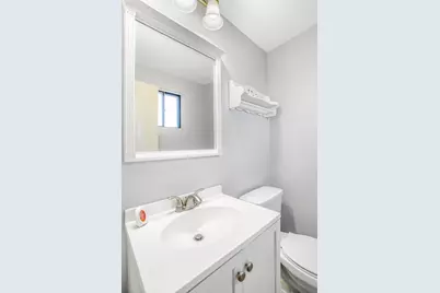 6728 W 64th Place #2B, Chicago, IL 60638 - Photo 12