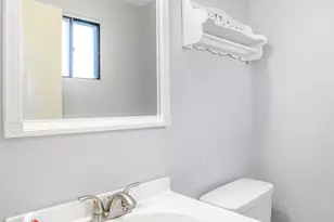 6728 W 64th Pl, Chicago, IL 60638 - Photo 12