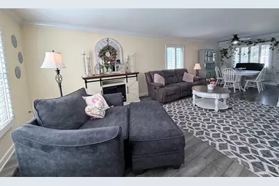 1565 Candlewood Drive, Crystal Lake, IL 60014 - Photo 2