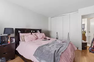 5100 N Marine Dr, Chicago, IL 60640 - Photo 8