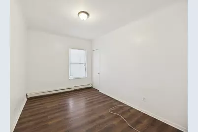 7126 S Saint Lawrence Avenue, Chicago, IL 60619 - Photo 12