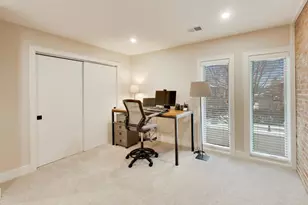 1821 Wildberry Dr, Glenview, IL 60025 - Photo 18