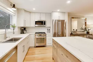 1821 Wildberry Dr, Glenview, IL 60025 - Photo 6