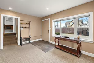 15 W Woodstock St, Crystal Lake, IL 60014 - Photo 10