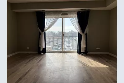 3303 Grove Avenue #310, Berwyn, IL 60402 - Photo 4