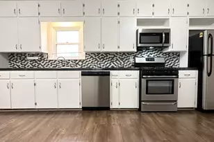 1075 S 7th Ave, Kankakee, IL 60901 - Photo 14