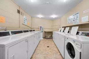 909 E Kenilworth Ave, Palatine, IL 60074 - Photo 14