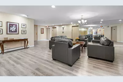 909 E Kenilworth Avenue #321, Palatine, IL 60074 - Photo 2