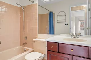 909 E Kenilworth Ave, Palatine, IL 60074 - Photo 12