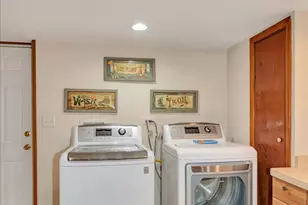 6207 S Austin Ave, Chicago, IL 60638 - Photo 20