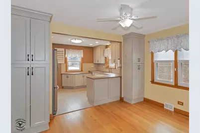 6207 S Austin Avenue, Chicago, IL 60638 - Photo 8