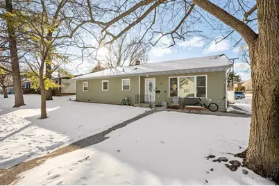 186 Illinois Street, Crystal Lake, IL 60014 - Photo 2