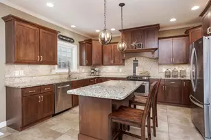 2110 Sinclair Ct, Bloomington, IL 61704 - Photo 20