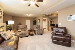 2110 Sinclair Ct, Bloomington, IL 61704 - Photo 42