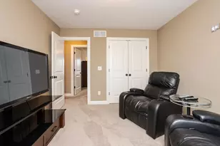 2110 Sinclair Ct, Bloomington, IL 61704 - Photo 34