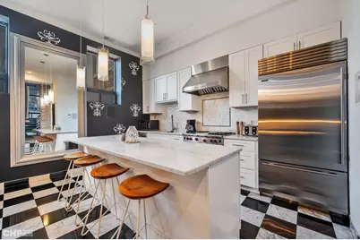 1424 W Grand Avenue #5, Chicago, IL 60642 - Photo 6