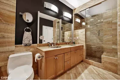 1424 W Grand Avenue #5, Chicago, IL 60642 - Photo 14