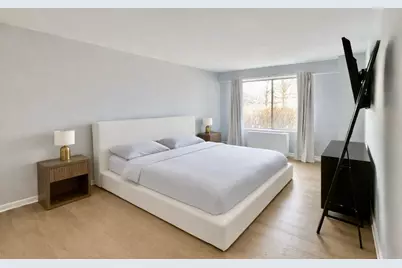 7061 N Kedzie Avenue #115, Chicago, IL 60645 - Photo 6