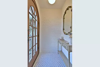 179 S Lawndale Avenue, Elmhurst, IL 60126 - Photo 2