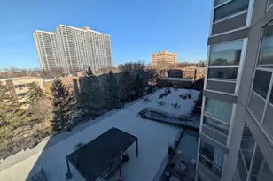 720 W Gordon Terrace, Chicago, IL 60613 - Photo 22