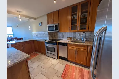 720 W Gordon Terrace #6K, Chicago, IL 60613 - Photo 2
