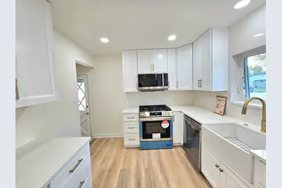 7434 Emerson Street, Morton Grove, IL 60053 - Photo 8