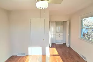 7434 Emerson St, Morton Grove, IL 60053 - Photo 10