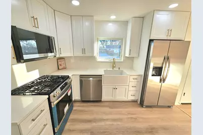 7434 Emerson Street, Morton Grove, IL 60053 - Photo 4