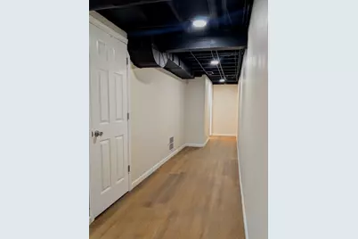 235 E Manchester Drive, Wheeling, IL 60090 - Photo 18