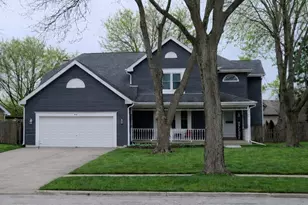 2110 Aspen Dr, Algonquin, IL 60102 - Photo 1