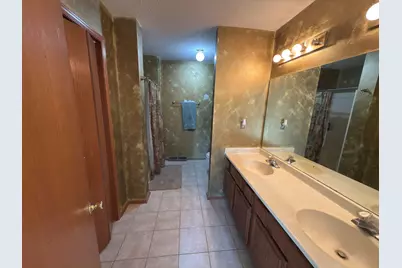 7075 Thomas Drive, Loves Park, IL 61111 - Photo 8