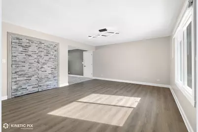 1412 W Broadview Avenue, Crete, IL 60417 - Photo 4