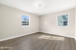 1412 W Broadview Ave, Crete, IL 60417 - Photo 12