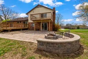 15878 Old Orchard Rd, Bloomington, IL 61705 - Photo 12