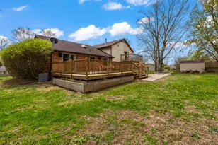 15878 Old Orchard Rd, Bloomington, IL 61705 - Photo 10