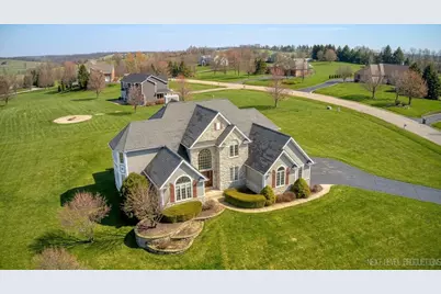 10N800 Highland Trail, Hampshire, IL 60140 - Photo 2